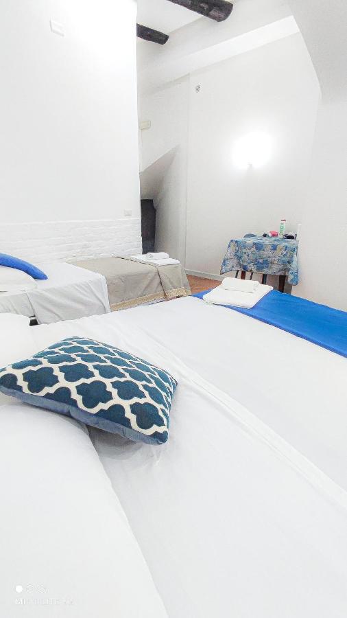 Loft Monteoliveto By Napulitandream Apartman Nápoly Kültér fotó
